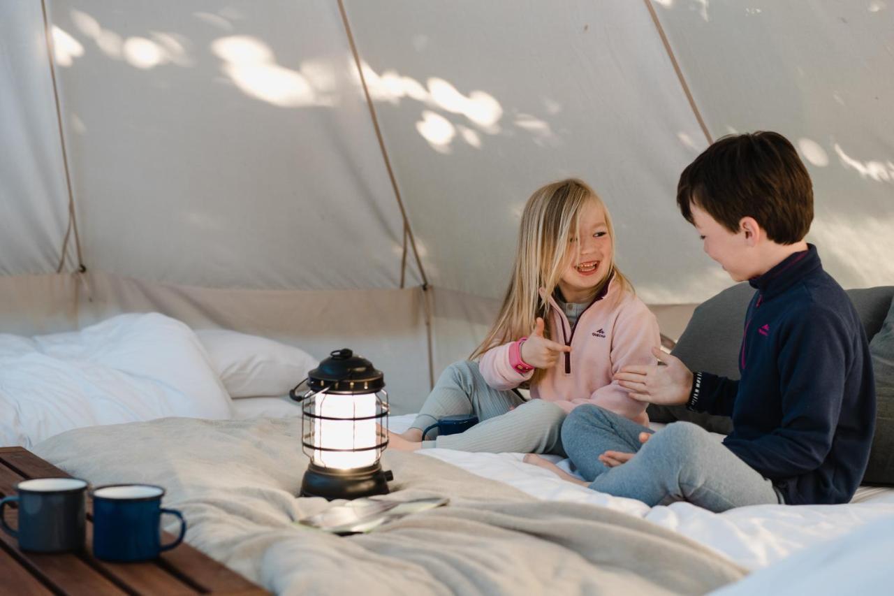 Cocoon Village - Glamping - Domaine Des Grottes De Han 罗什福尔 外观 照片